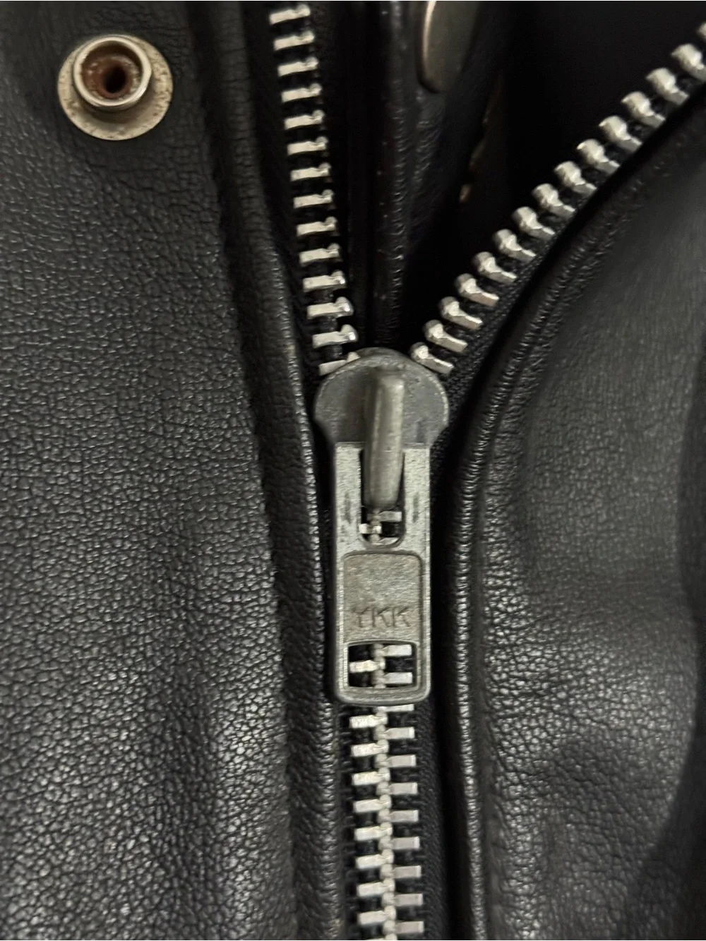 Leather Biker Motorcycle Jacket. Measurements in pics. Excellent